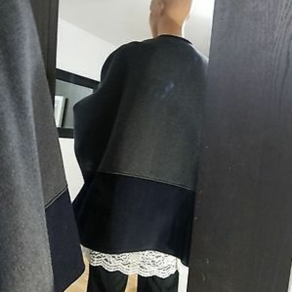 Bcbg Max Azria wool poncho - Picture 3 of 8